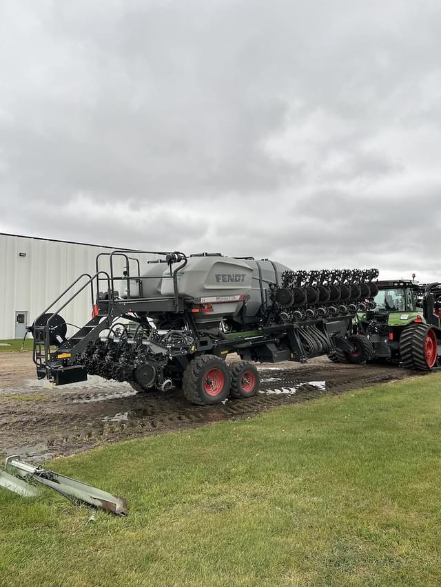 Image of Fendt Momentum 24 equipment image 2
