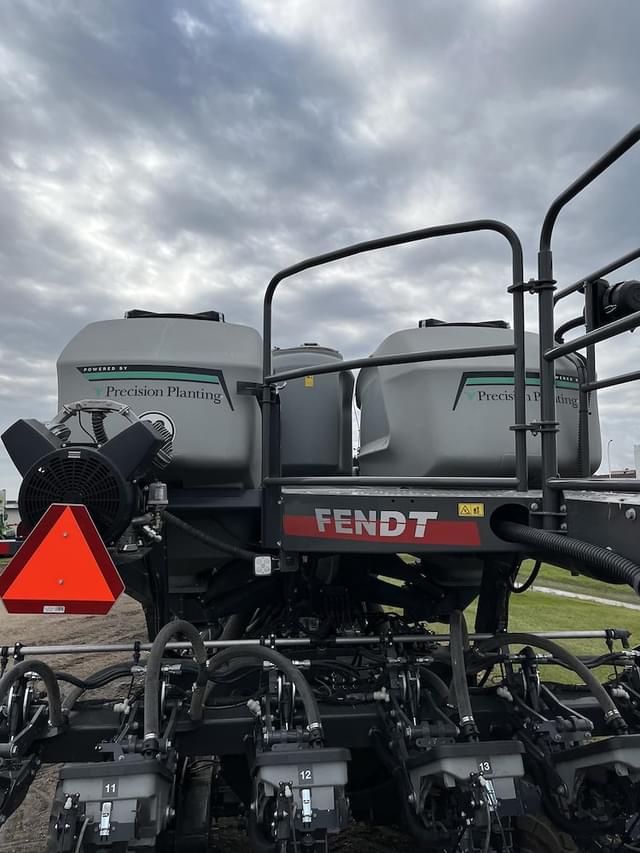 Image of Fendt Momentum 24 equipment image 4