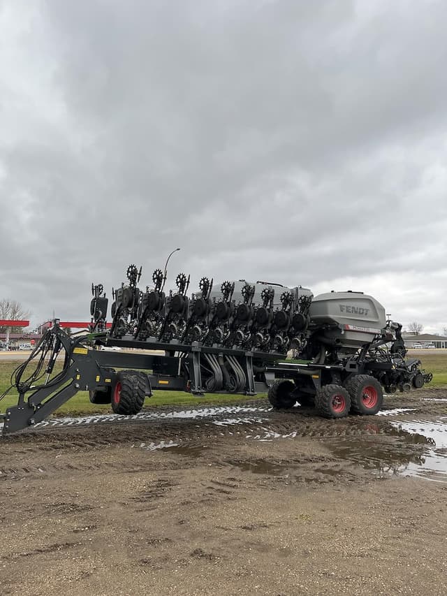 Image of Fendt Momentum 24 equipment image 1