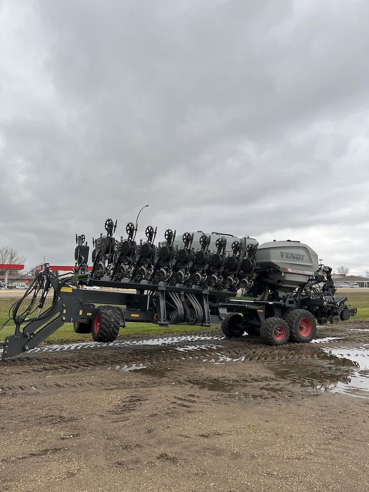 2023 Fendt Momentum 24 Equipment Image0