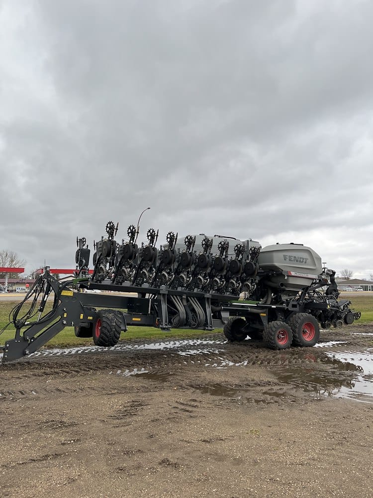 2023 Fendt Momentum 24 Equipment Image0