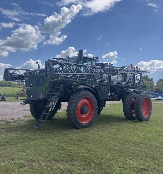 Image of Fendt RoGator 932 equipment image 2