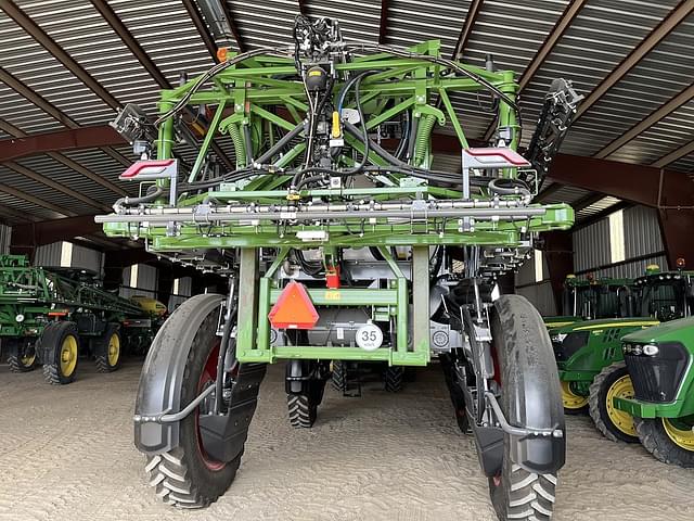 Image of Fendt RoGator 934 equipment image 3