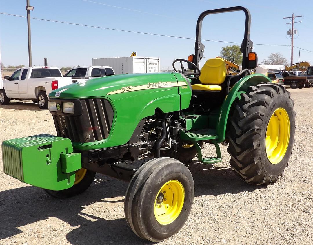 Image of John Deere 5525 Primary image