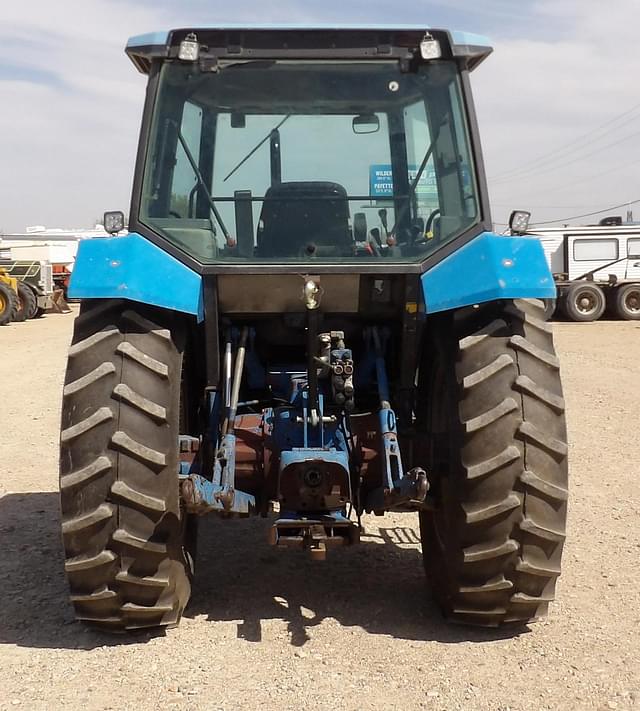 Image of Ford 7740 equipment image 4