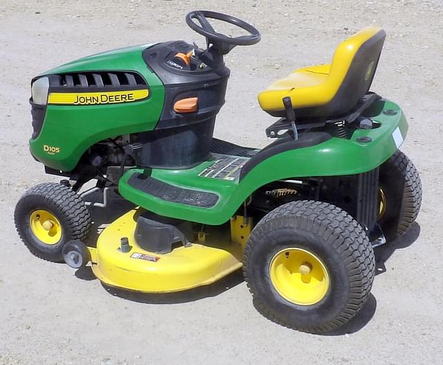 Image of John Deere D105 equipment image 3