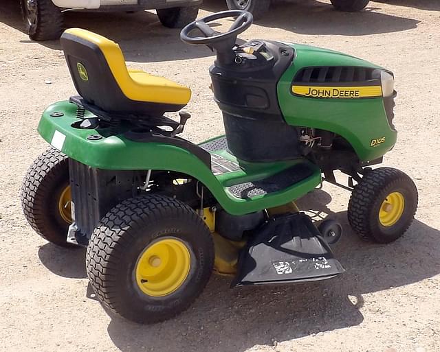 Image of John Deere D105 equipment image 2