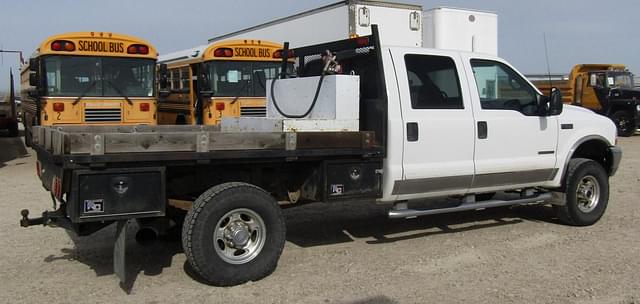 Image of Ford F-250 equipment image 2