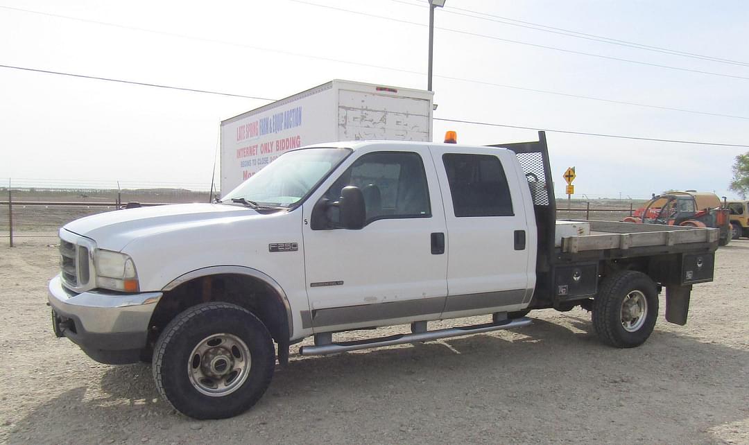 Image of Ford F-250 Primary image