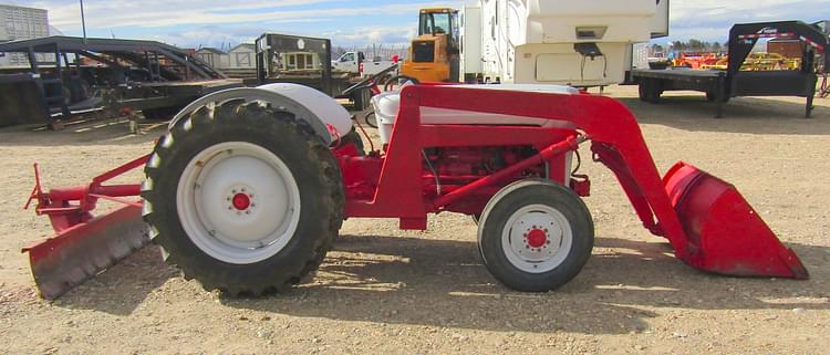 1952 Ford Golden Jubilee NAA Equipment Image0