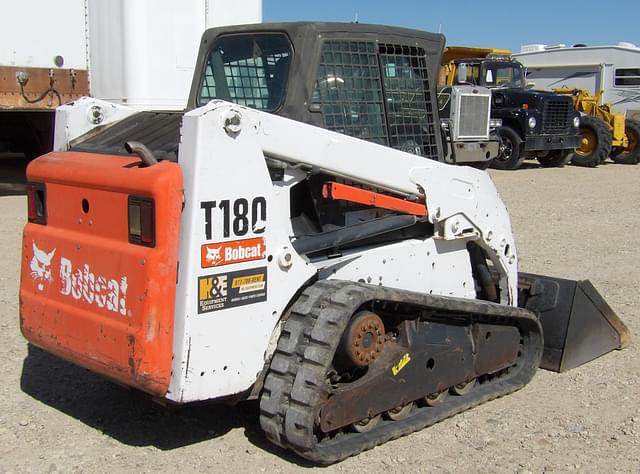 Image of Bobcat T180 equipment image 3
