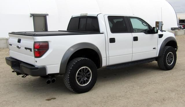 Image of Ford F-150 equipment image 3