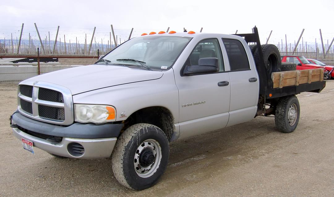Image of Dodge Ram 3500 Primary image