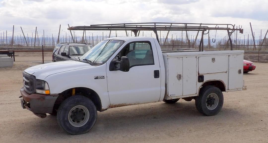 Image of Ford F-350 Primary image