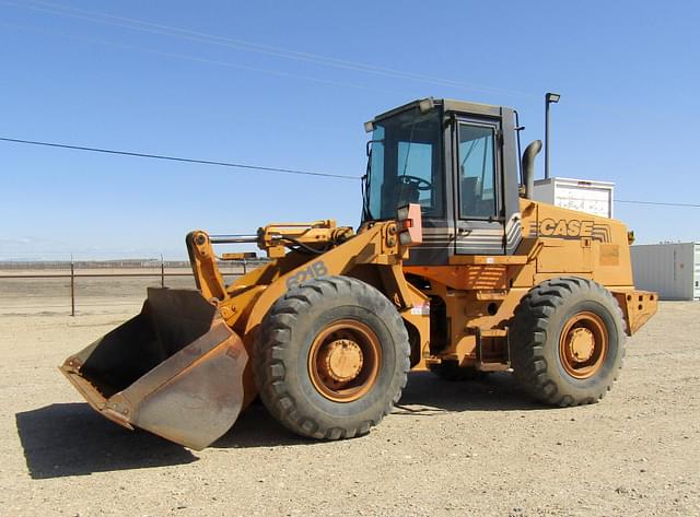 Image of Case 621B equipment image 1