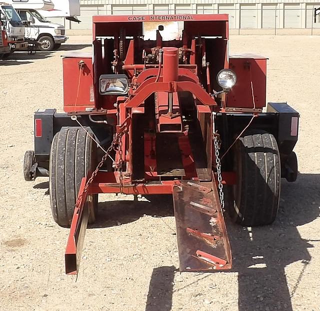 Image of Case IH 8555 equipment image 3
