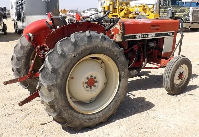 Image of International Harvester 384 equipment image 2