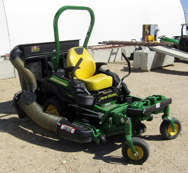 Image of John Deere Z915E equipment image 1