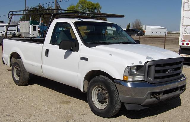 Image of Ford F-250 equipment image 1