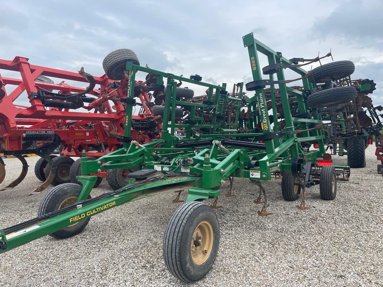 Main image Great Plains 8328