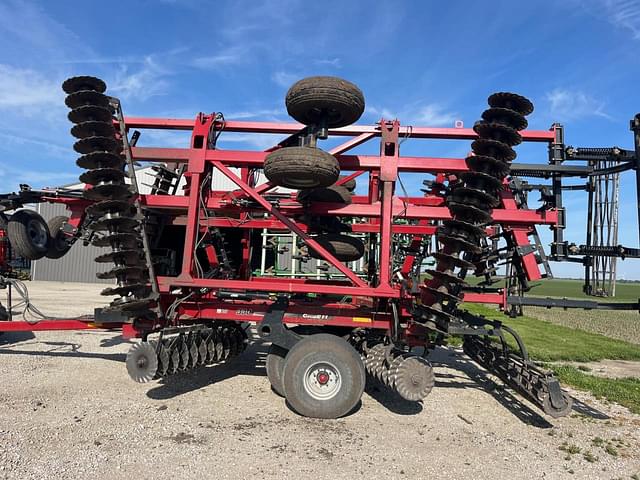 Image of Case IH 330 Turbo Till equipment image 2