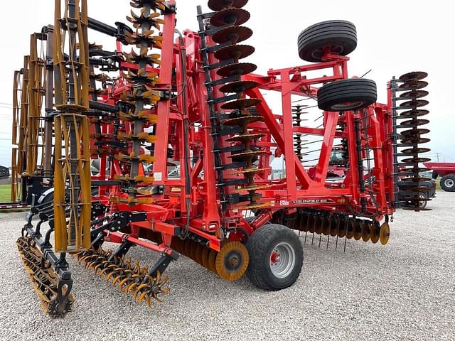 Image of Kuhn Excelerator XT 8010 equipment image 3