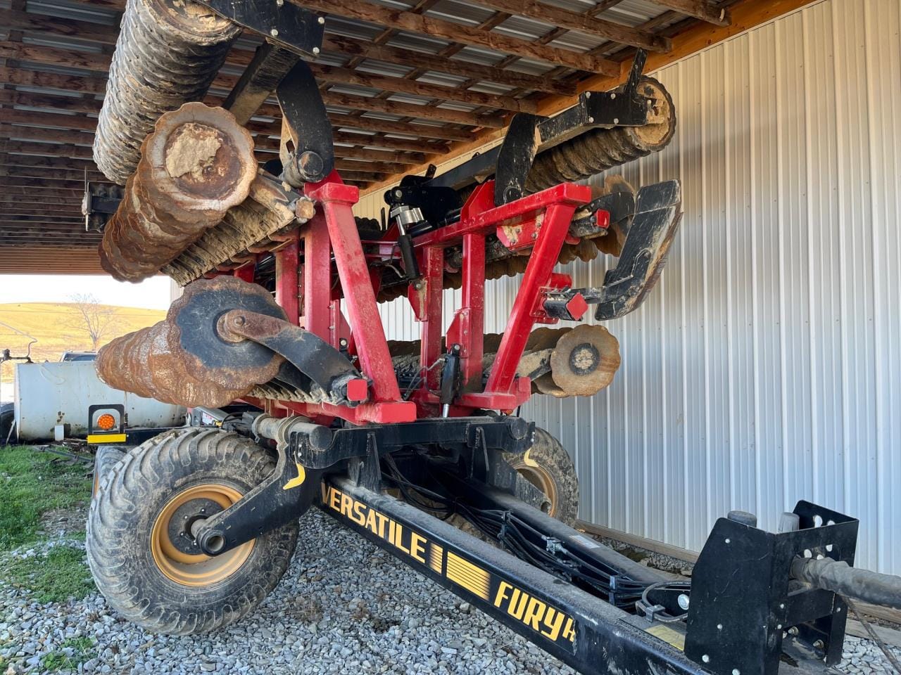 Main image Versatile Fury HS300