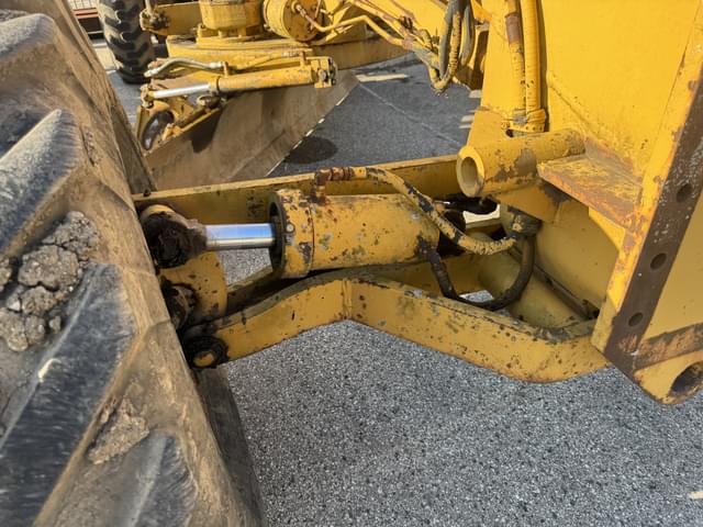 Image of Galion 118 equipment image 2