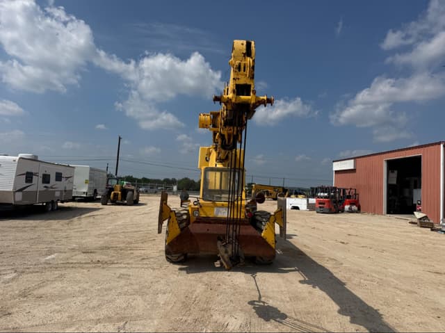 Image of Galion 150FA equipment image 2