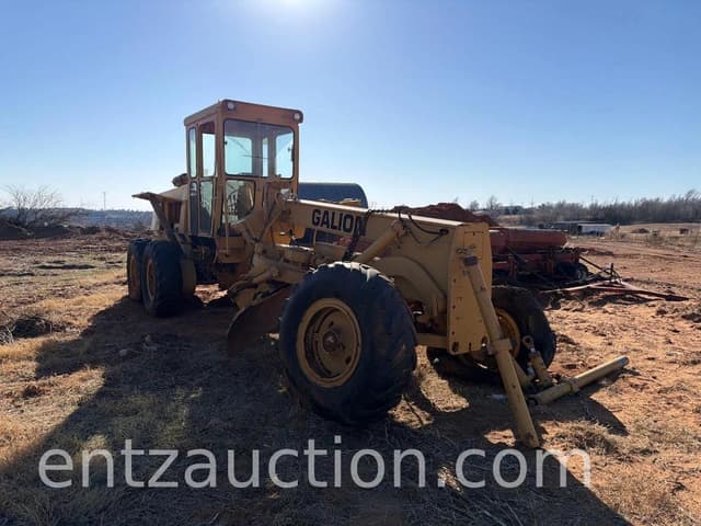 Image of Galion 850 equipment image 2