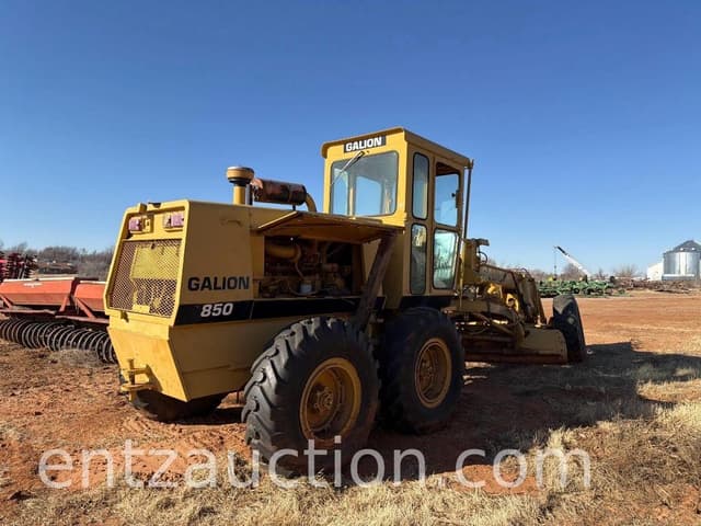 Image of Galion 850 equipment image 3