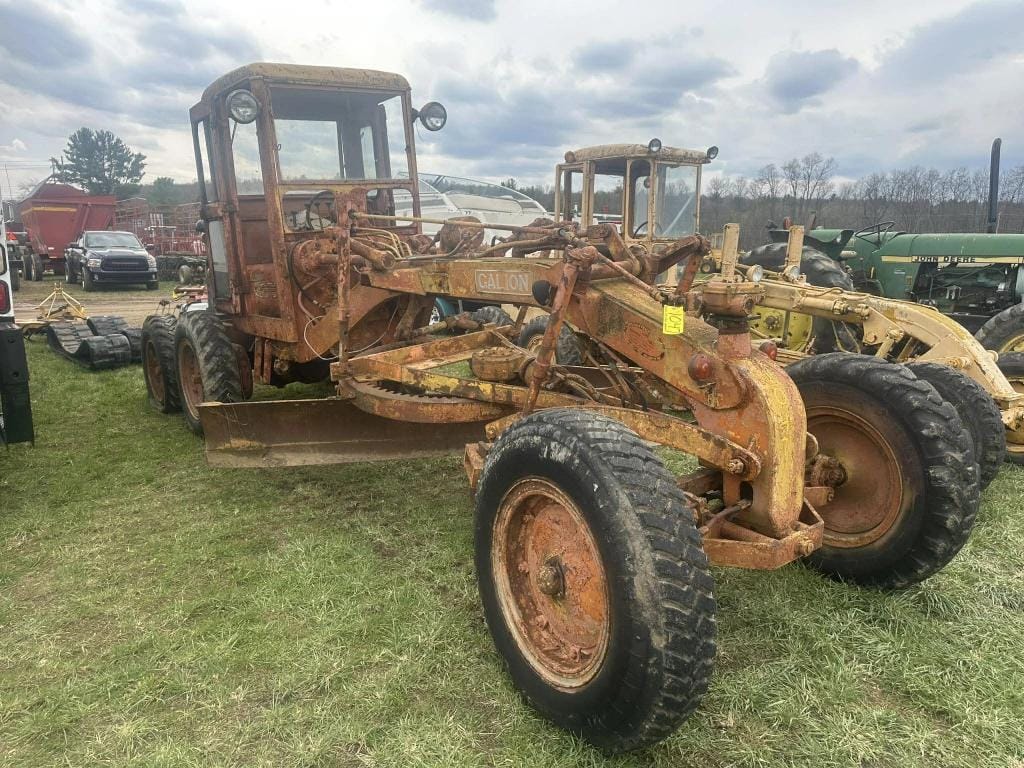 Galion 303 Equipment Image0