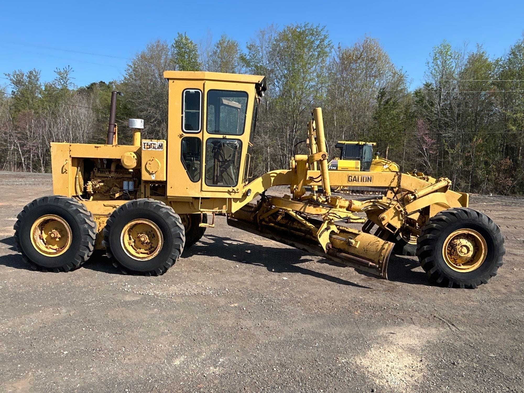 Galion T500M Equipment Image0