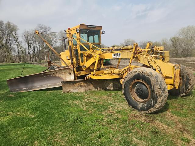 Image of Galion T500 equipment image 2