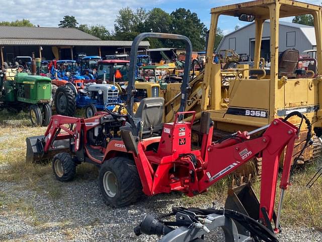 Image of Massey Ferguson GC2310 equipment image 4