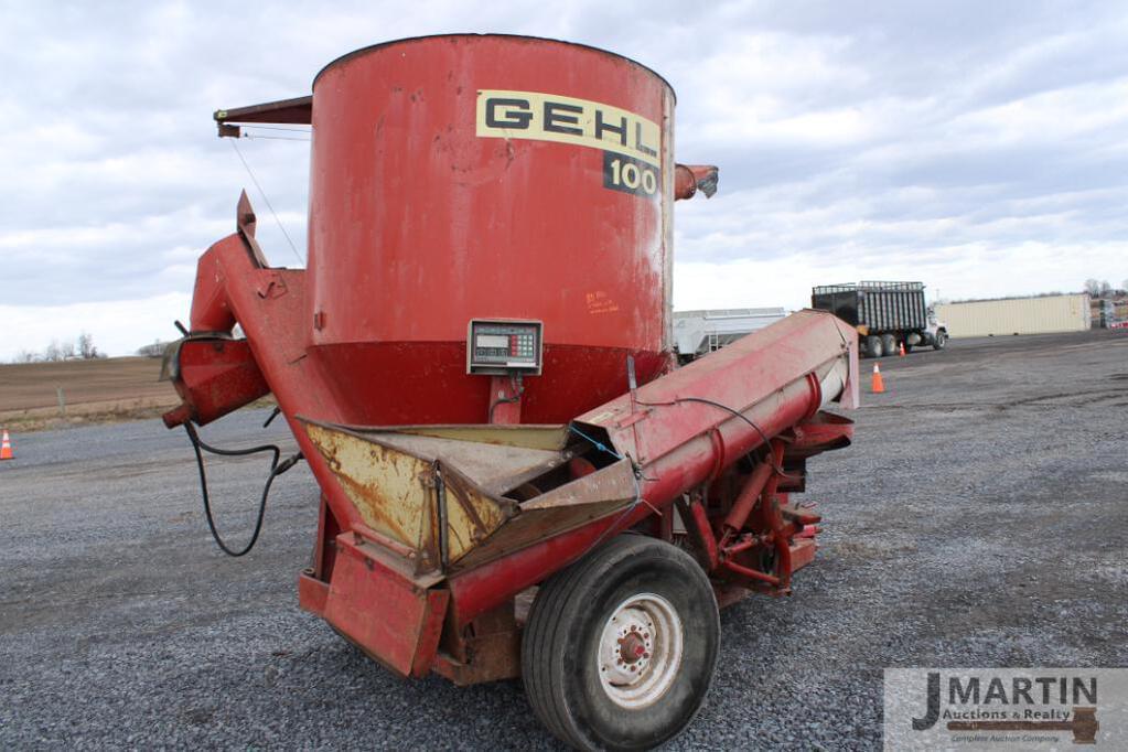 Gehl 100 Hay and Forage Grinders/Mixers for Sale Tractor Zoom