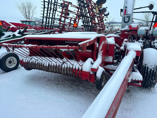 Image of Gehl 1065 equipment image 1