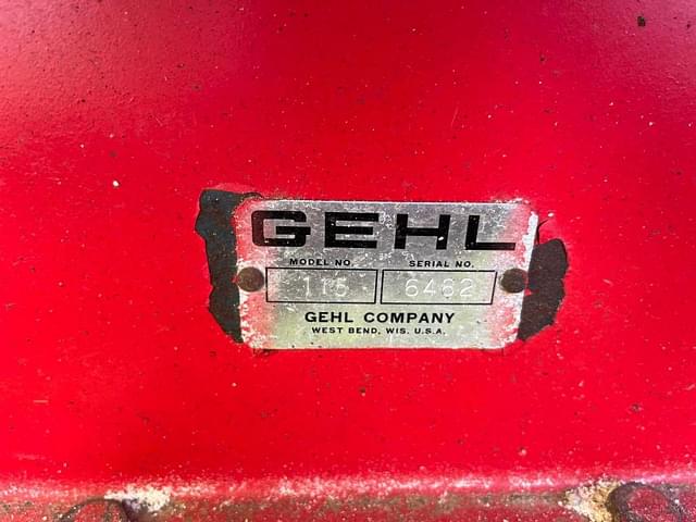 Image of Gehl 115 equipment image 4