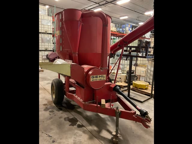 Image of Gehl 120 equipment image 1