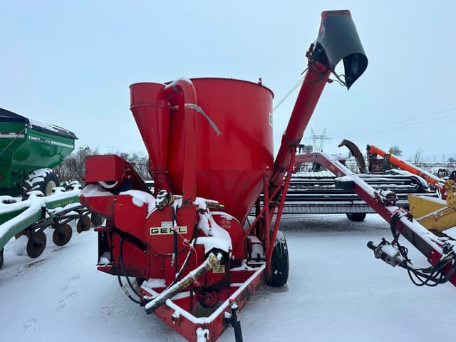 Image of Gehl 120 equipment image 1