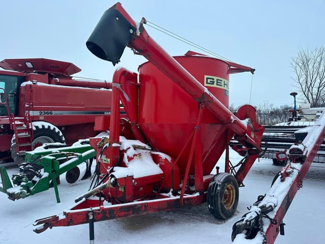 Image of Gehl 120 equipment image 2