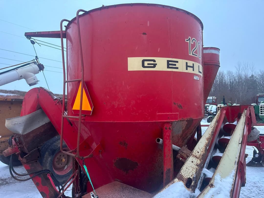 Image of Gehl 120 Image 1