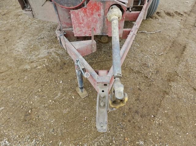 Image of Gehl 120 equipment image 4