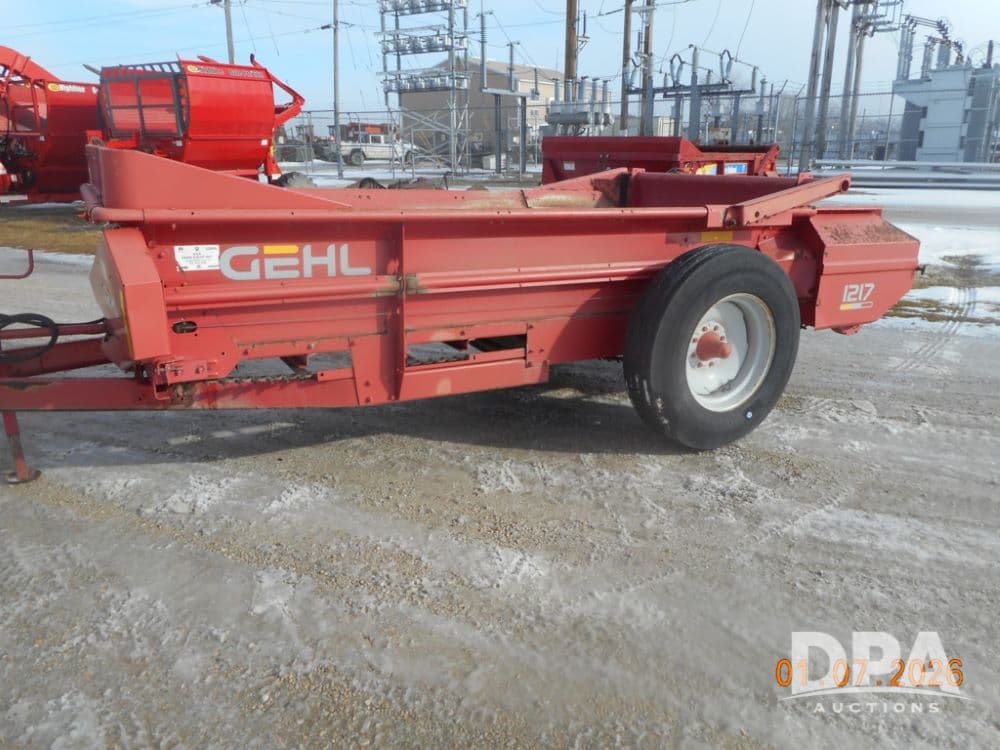 Image of Gehl 1217 Primary image