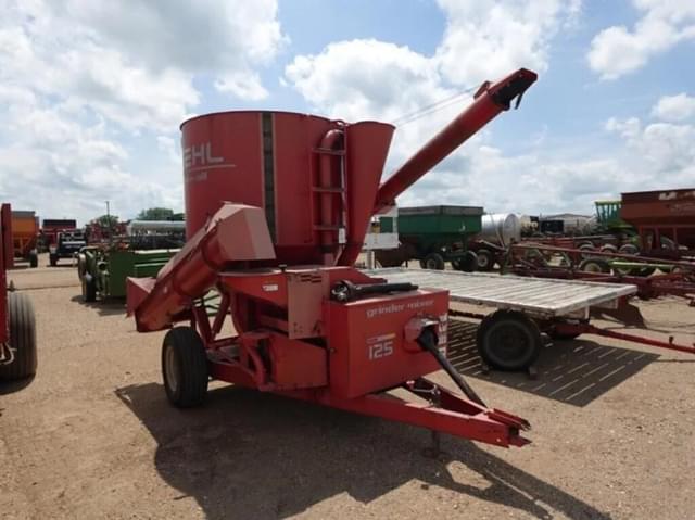 Image of Gehl MX125 equipment image 1