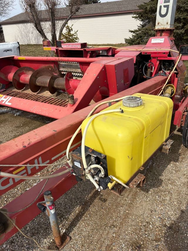 Image of Gehl 1285 equipment image 1