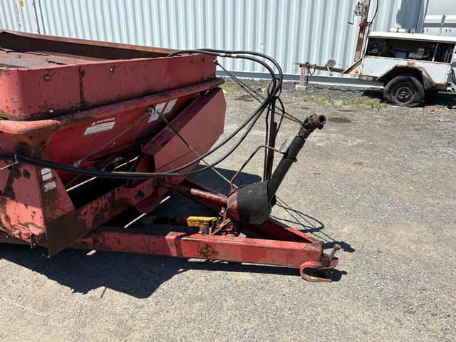 Image of Gehl 1287 equipment image 2