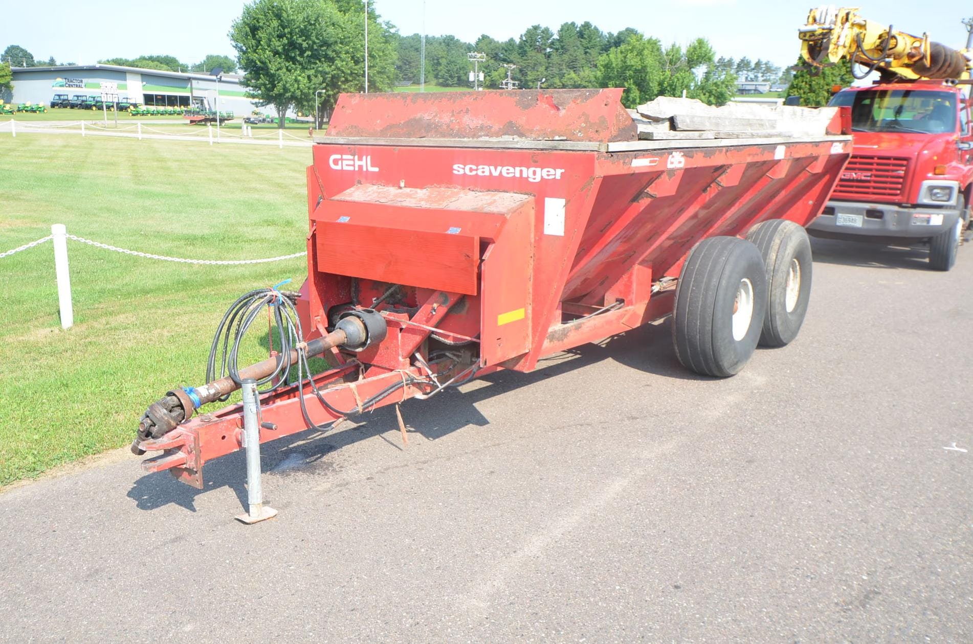 Gehl 1315 Equipment Image0