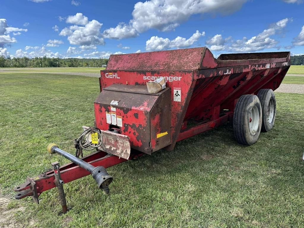 Gehl 1315 Equipment Image0