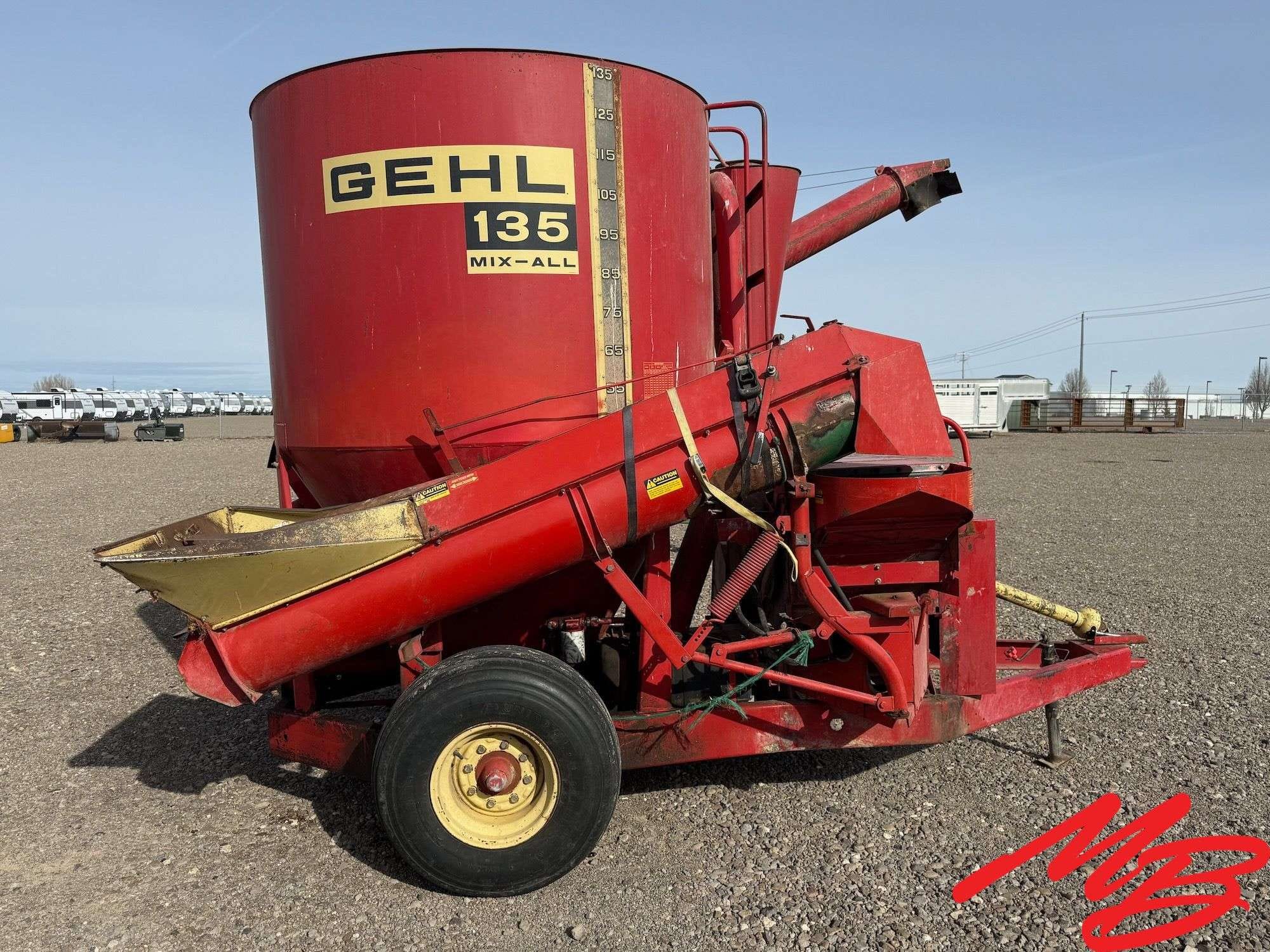 Gehl 135 Equipment Image0